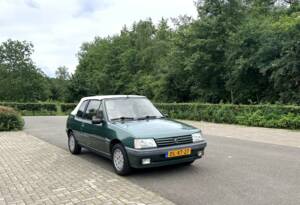 Image 19/20 of Peugeot 205 Roland Garros (1992)