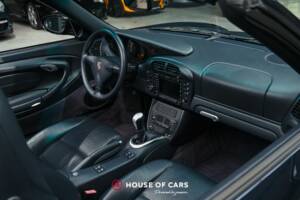 Imagen 18/25 de Porsche 911 Carrera (2004)