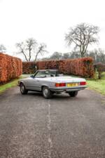 Image 14/40 of Mercedes-Benz 450 SL (1977)