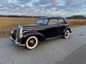 Image 3/16 of Mercedes-Benz 220 (1952)
