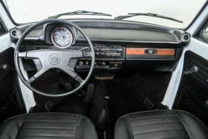 Bild 7/50 von Volkswagen Käfer 1303 LS (1976)