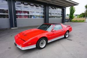 Bild 3/66 von Pontiac Firebird TransAm (1989)