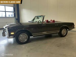 Afbeelding 26/40 van Mercedes-Benz 280 SL (1970)