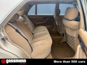 Image 15/15 of Mercedes-Benz 420 SEL (1986)