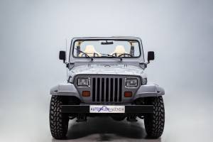 Bild 3/38 von Jeep Wrangler 2.5L (1991)
