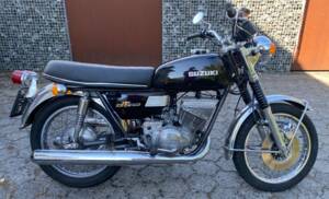 Image 1/11 of Suzuki GT 250 A II (1977)