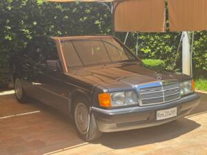 Bild 3/37 von Mercedes-Benz 190 E 2.0 (1991)