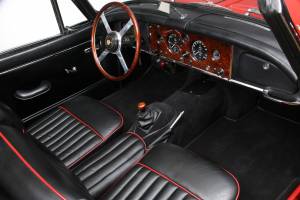 Immagine 13/19 di Jaguar XK 150 DHC (1958)