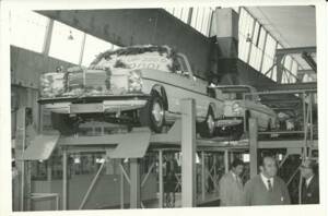 Image 28/33 of Mercedes-Benz 220 D (1972)
