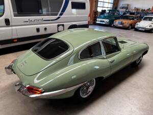 Bild 3/29 von Jaguar E-Type 4.2 (1967)