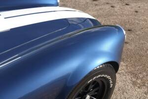 Image 8/50 de AC Cobra 427 (1999)