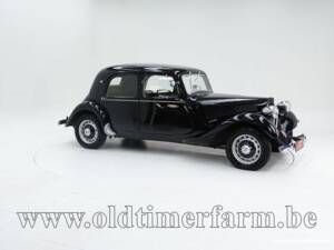 Image 3/15 of Citroën Traction Avant 11 BL (1947)
