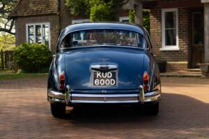 Image 46/50 de Jaguar Mk II 3.8 (1966)
