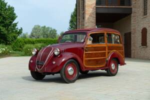 Image 2/50 of FIAT 500 A Topolino Giardiniera (1949)