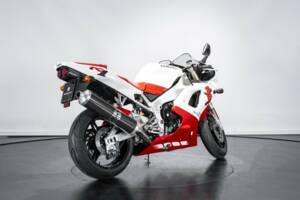 Image 9/44 of Yamaha YZF 1000 R1 (1998)