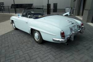 Image 16/43 of Mercedes-Benz 190 SL (1957)