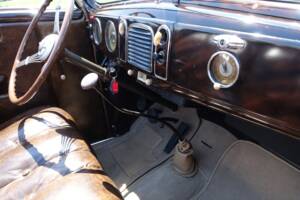 Immagine 19/44 di Ford V8 (1938)