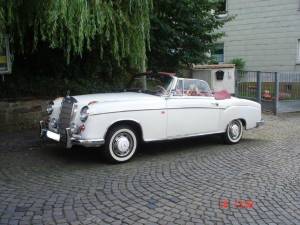 Immagine 1/23 di Mercedes-Benz 220 S Cabriolet (1958)