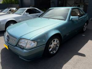 Image 1/17 of Mercedes-Benz 300 SL-24 (1992)