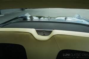 Image 54/77 of Ford Fairlane 500 Club Victoria (1958)