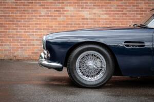 Image 22/64 of Aston Martin DB 4 (1962)
