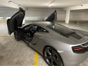 Bild 9/14 von McLaren MP4-12C (2011)