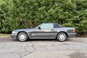 Image 3/14 of Mercedes-Benz SL 280 (1994)