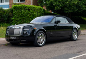 Immagine 7/29 di Rolls-Royce Phantom DHC (2008)