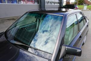 Immagine 19/47 di Mercedes-Benz 190 E 2.3 (1992)