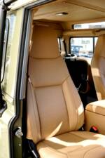 Bild 26/32 von Land Rover Defender 90 Works V8 (2014)