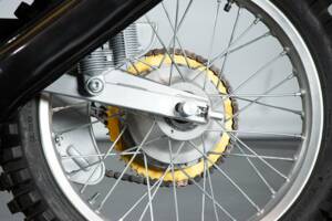 Immagine 35/50 di SWM DUMMY (1975)