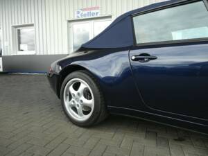 Image 24/29 of Porsche 911 Carrera (1995)
