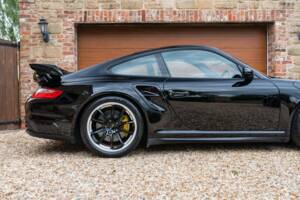 Bild 9/47 von Porsche 911 GT2 (2009)