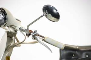 Image 16/50 of Piaggio Vespa 150 "Struzzo" VL (1956)