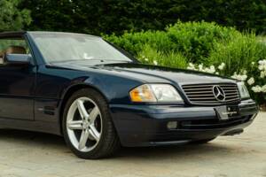 Image 27/50 de Mercedes-Benz SL 500 (1998)