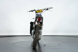 Immagine 7/50 di SWM DUMMY (1975)