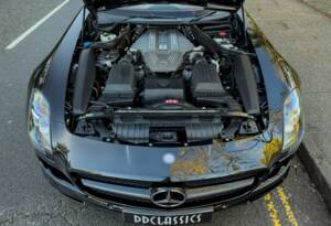 Afbeelding 26/26 van Mercedes-Benz SLS AMG GT Roadster (2014)