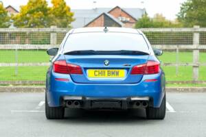 Image 13/50 of BMW M5 (2014)