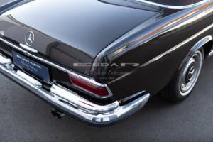 Bild 31/37 von Mercedes-Benz 280 SE (1969)