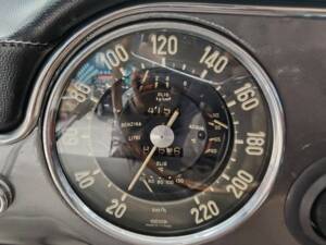 Afbeelding 42/55 van Lancia Flaminia GT 2.5 3C Touring (1963)