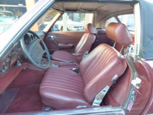 Bild 22/36 von Mercedes-Benz 560 SL (1986)