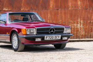 Afbeelding 13/36 van Mercedes-Benz 300 SL (1989)