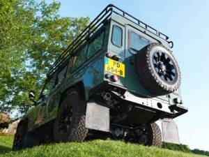 Bild 2/41 von Land Rover Defender 110 (2007)