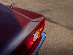 Image 53/75 de Aston Martin V8 Vantage (1985)