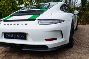 Image 19/42 of Porsche 911 R (2016)