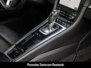 Imagen 11/30 de Porsche 718 Cayman (2023)