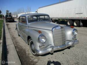 Image 6/36 of Mercedes-Benz 300 d (1958)