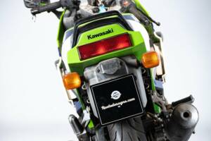 Image 13/36 of Kawasaki GPZ 600 R (1985)