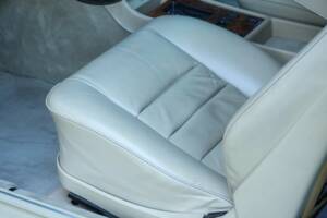 Bild 21/50 von Mercedes-Benz 560 SEC (1987)