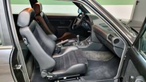 Image 35/100 of BMW 323i (1984)